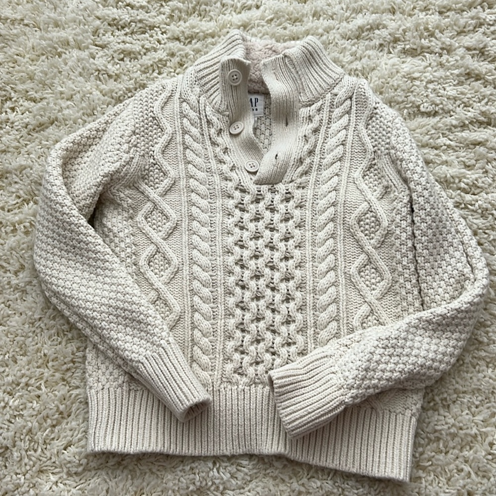 Gap kids cream cable knit boys sweater size small (6-7)